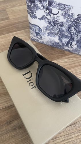 نظارات ديور - رجالية - شامل ملحقاتها
