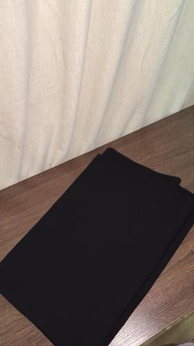 طرحة سواد فاحم