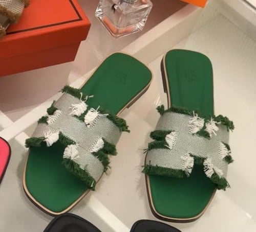 احذية سليبر