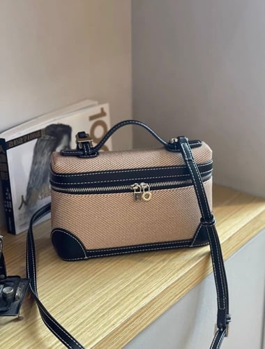 شنطة يد نسائي لوربيان