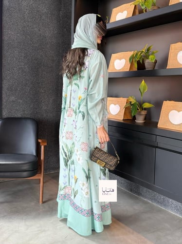 عباية بلسم حرير صيفي بارد تيفاني