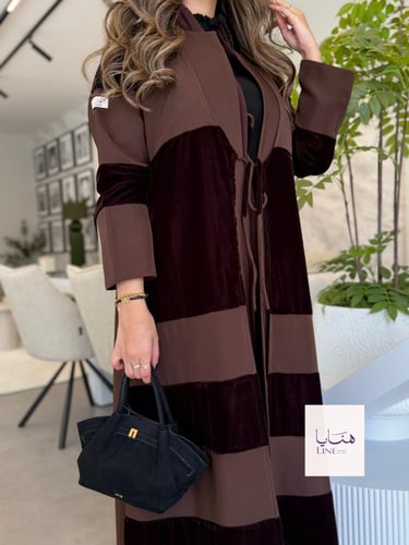 عباية شيهانه بقماش كريب باربي مع مخمل بربطه بني