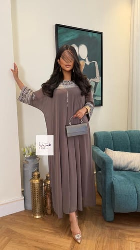 جلابية بسمه فراشة بقماش شيفون مبطنه بحرير بكسره من...