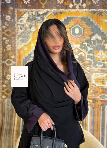 عباية إيفانا بقماش كريب الاناقة بكم موف مزين دانتي...