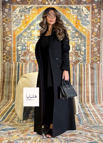 عباية كبرياء بليزر كريب مبطن بقصة اي لاين اسود