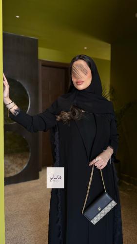عباية بليزر | رحيق بقماش كوبرا مزينه بدانتيل من ال...
