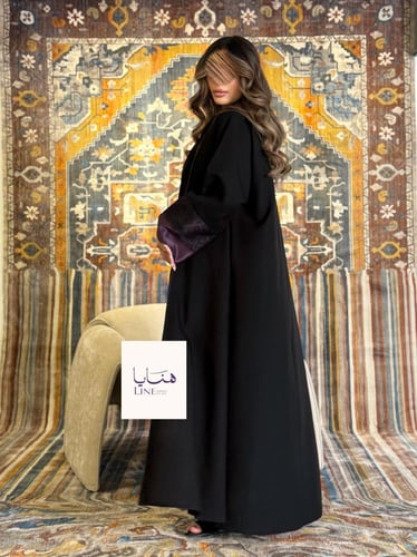عباية إيفانا بقماش كريب الاناقة بكم بنفسجي مزين دا...