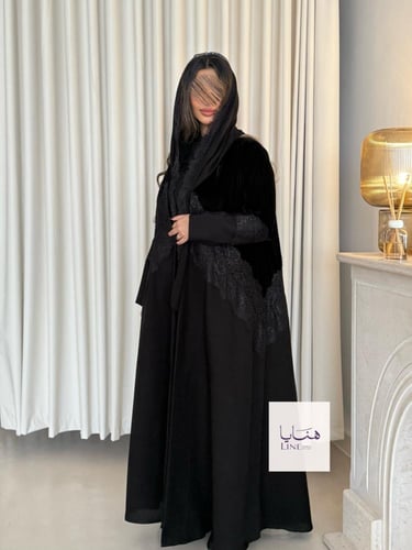 عباية روزالين بقماش مخمل مع كتان تدخيلات دانتيل