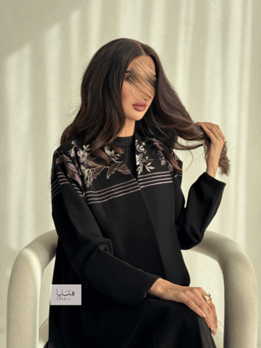 عباية طموح بقماش كريب الابداع مطرز