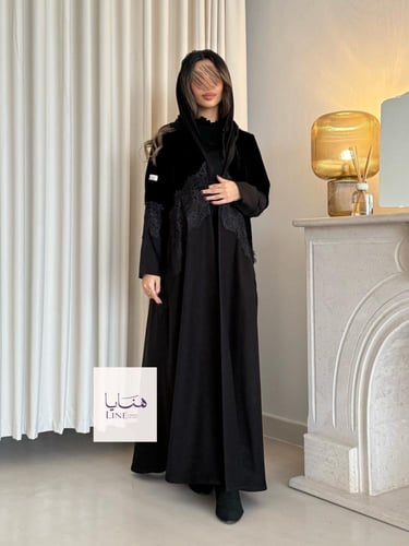 عباية روزالين بقماش مخمل مع كتان تدخيلات دانتيل