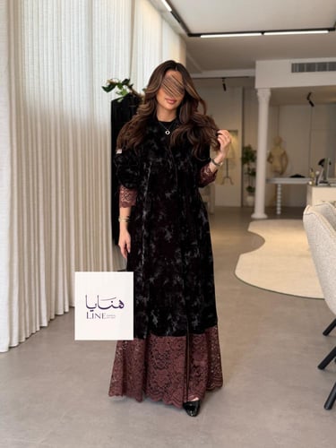 عباية وتين بقماش مخمل كوري بني تدخيلات دانتيل