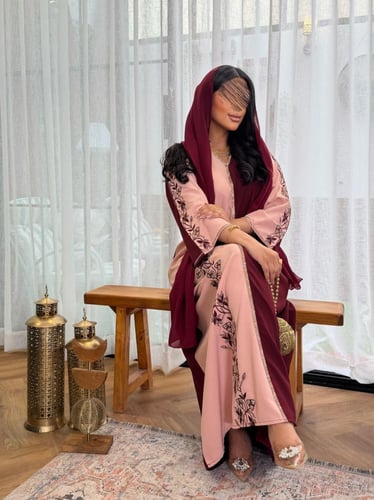 جلابية طله قماش ناعم تطريز الامام والاكمام عنابي م...