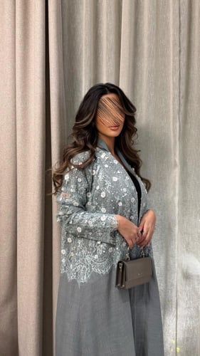 عباية دلع بقماش روز صيفي مع دانتيل مزين بهدب تيفان...