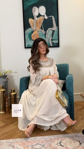 جلابية بسمه فراشة بقماش شيفون مبطنه بحرير بكسره من...