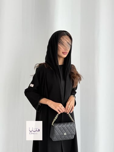 عباية لجين قماش كريب ملكي اسود بكلفه ناعمه