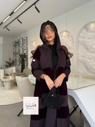 عباية شيهانه بقماش كريب باربي مع مخمل بنفسجي