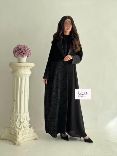 عباية هناي قماش ملكي ودانتيل