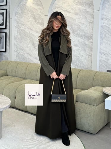 عباية هيلينا بقماش جوخ مع جاكيت مخمل استريتش متصل...