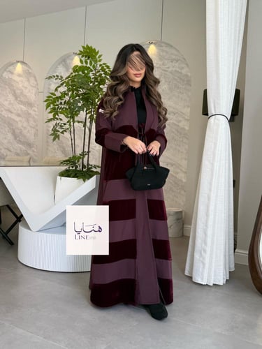 عباية شيهانه بقماش كريب باربي مع مخمل بربطه برغندي