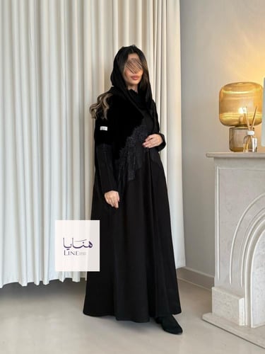 عباية روزالين بقماش مخمل مع كتان تدخيلات دانتيل