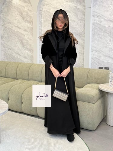 عباية ميلين كريب كتان مع مخمل كوري اسود