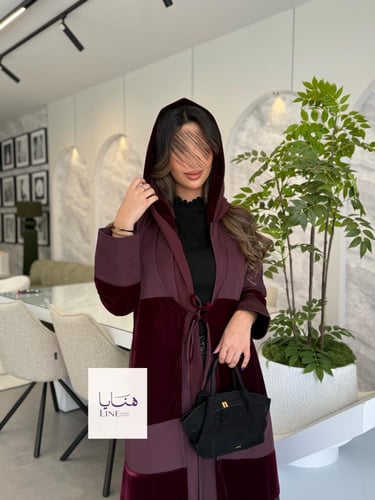 عباية شيهانه بقماش كريب باربي مع مخمل بربطه برغندي