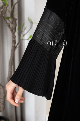 عباية شتوي تدخيلات جاكار كم وتحت وكسرات زوم