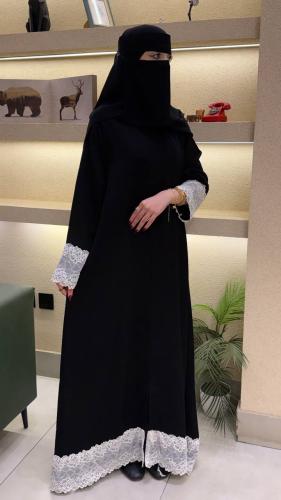 عباية راقية دانتيل ابيض