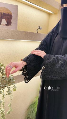 عباية ربع كلوش كم دانتيل راقي