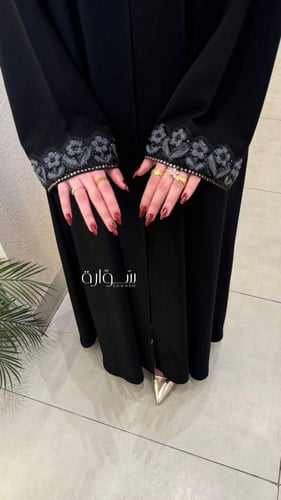 عباية ربع كلوش - بكلفه رصاصي راقي