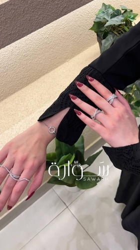 عباية نواعم تدخيله دانتيل جوانب وكم