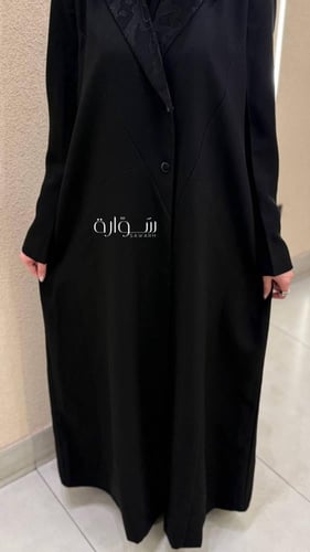 عباية بليزر جاكار و اكمام زرار راقية