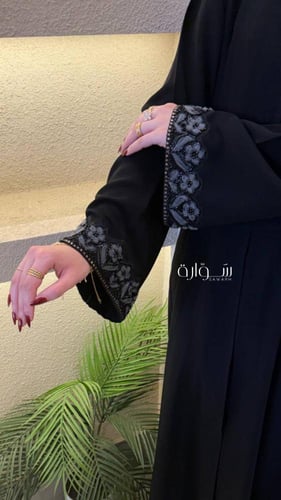 عباية ربع كلوش - بكلفه رصاصي راقي