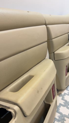 ديكور باب سواق و معاون فورد فكتوريا الون هلوز