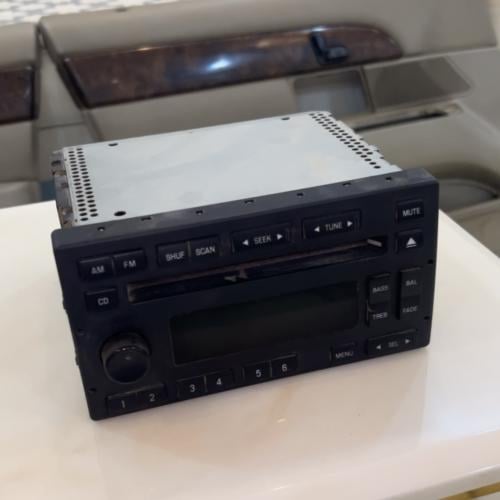 مسجل فورد فكتوريا و ماركيز وكاله