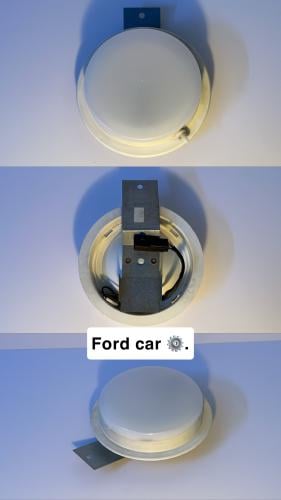 لمبة سقف فورد بوليسي مع الغطاء