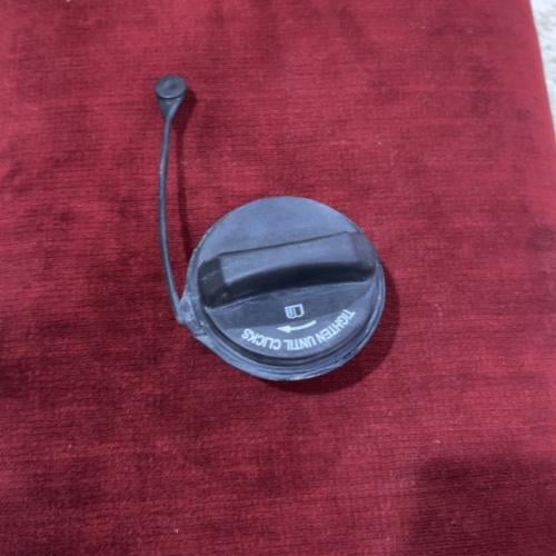 غطا تانكي بنزين فورد فكتوريا و ماركيز