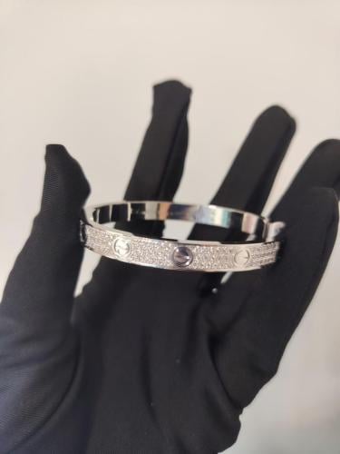 كارتير كلاسيك الماس كامل ذهب ابيض ٤٠ جرام