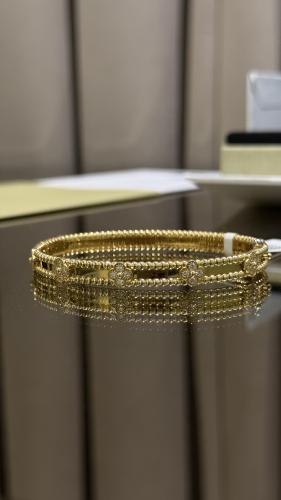 اسوارة بيرليه كلوفر ذهب اصفر والماس مقاس 16