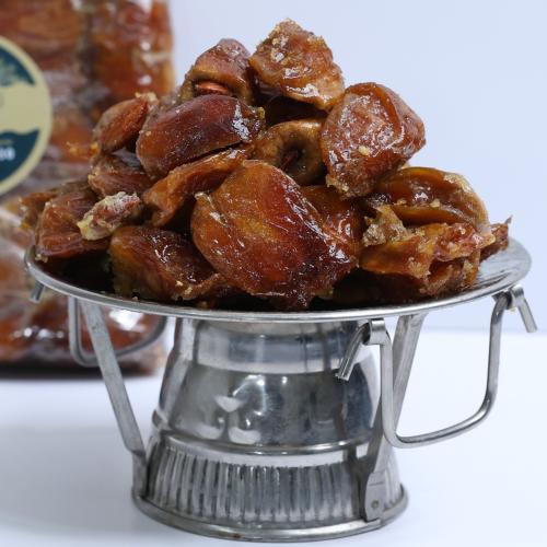 ضميد سكري بحشوة اللوز