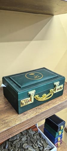 شنطة جلد ايطالي فاخر