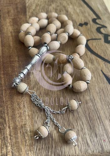 سبحة من خشب الصندل النقي