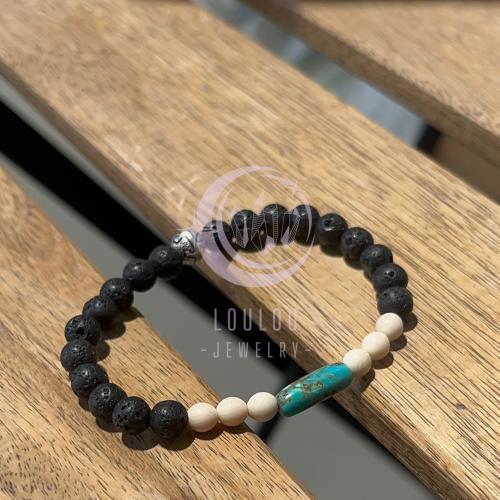 سوارة من حجر الفيروز مع حجر العاج والفحم