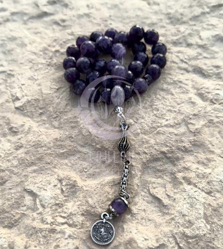 سبحة من حجر الأماتيست