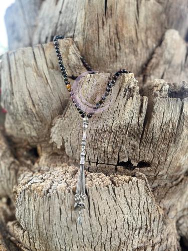 سبحة بحجر عين النمر مع كركوشة فضة بتصميم خاص