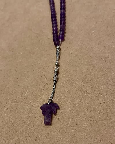 سبحة من حجر الإماتيست بكركوشة نخلة