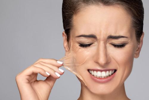 تقشير بارد سايمل + بلازما للوجه