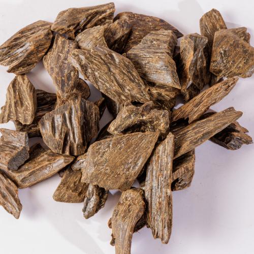 عود كلمنتان الجوهرة - Al Jawhara Kalimantan Oud