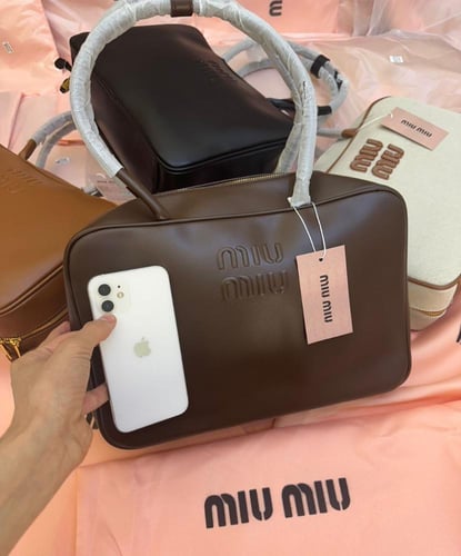 شنط ميو ميو