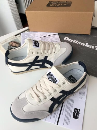 شوزات تايقر